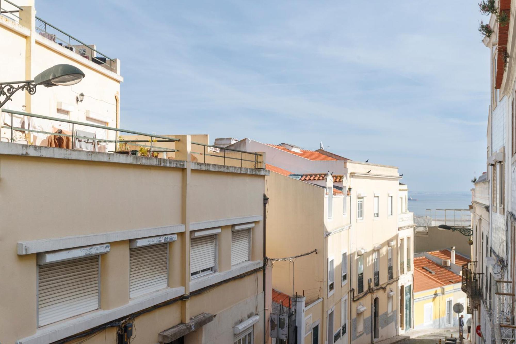 Barbadinhos Apartments In Lisbon Historic Neighborhood Exterior photo